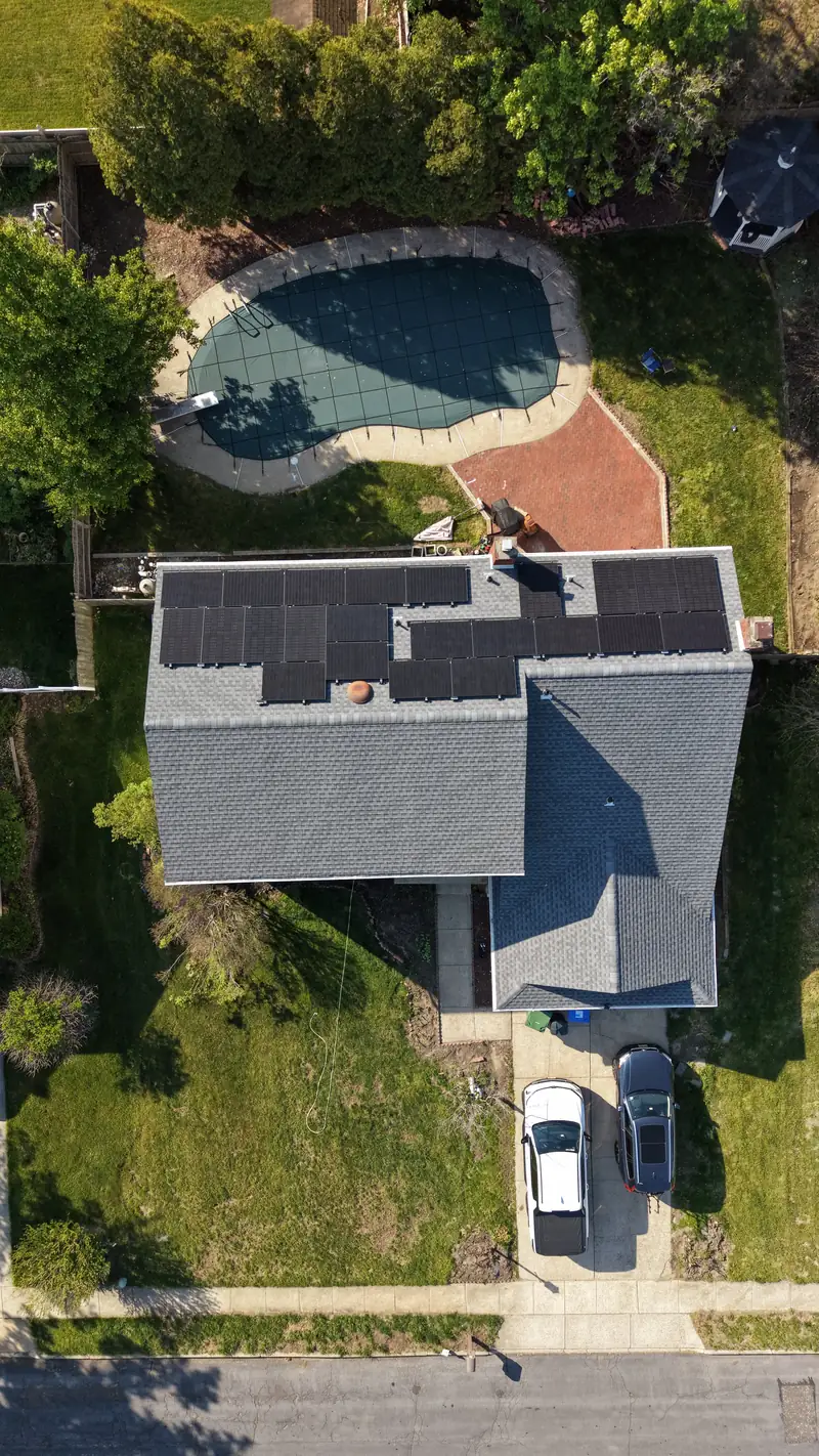 Drone view of a Sunwise all black rooftop solar panel installation